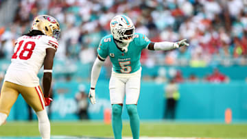 San Francisco 49ers v Miami Dolphins