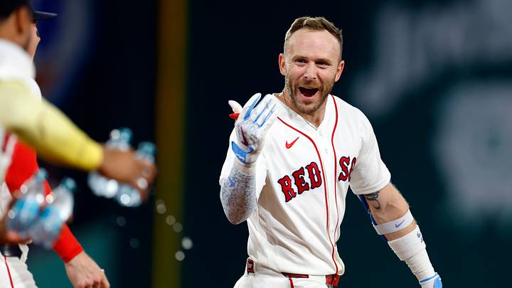 Trevor Story sends Red Sox to extra-innings win over Mariners in 'electric' roller coaster night at