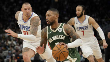 Los Angeles Clippers v Milwaukee Bucks