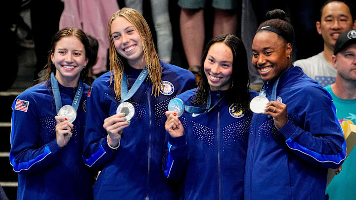 Kate Douglass, Gretchen Walsh, Torri Huske and Simone Manuel are among the Paris Olympians poised to lead USA Swimming at the 2025 World Aquatics Championships in Singapore. Kate Douglass, Gretchen Walsh, Torri Huske and Simone Manuel are among the Paris Olympians poised to lead USA Swimming at the 2025 World Aquatics Championships in Singapore.