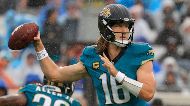 Jaguars QB Trevor Lawrence will be a hot name off the fantasy football waiver wire in Week 15. Jaguars QB Trevor Lawrence will be a hot name off the fantasy football waiver wire in Week 15.