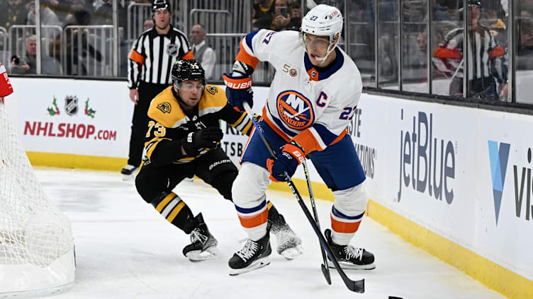 New York Islanders v Boston Bruins