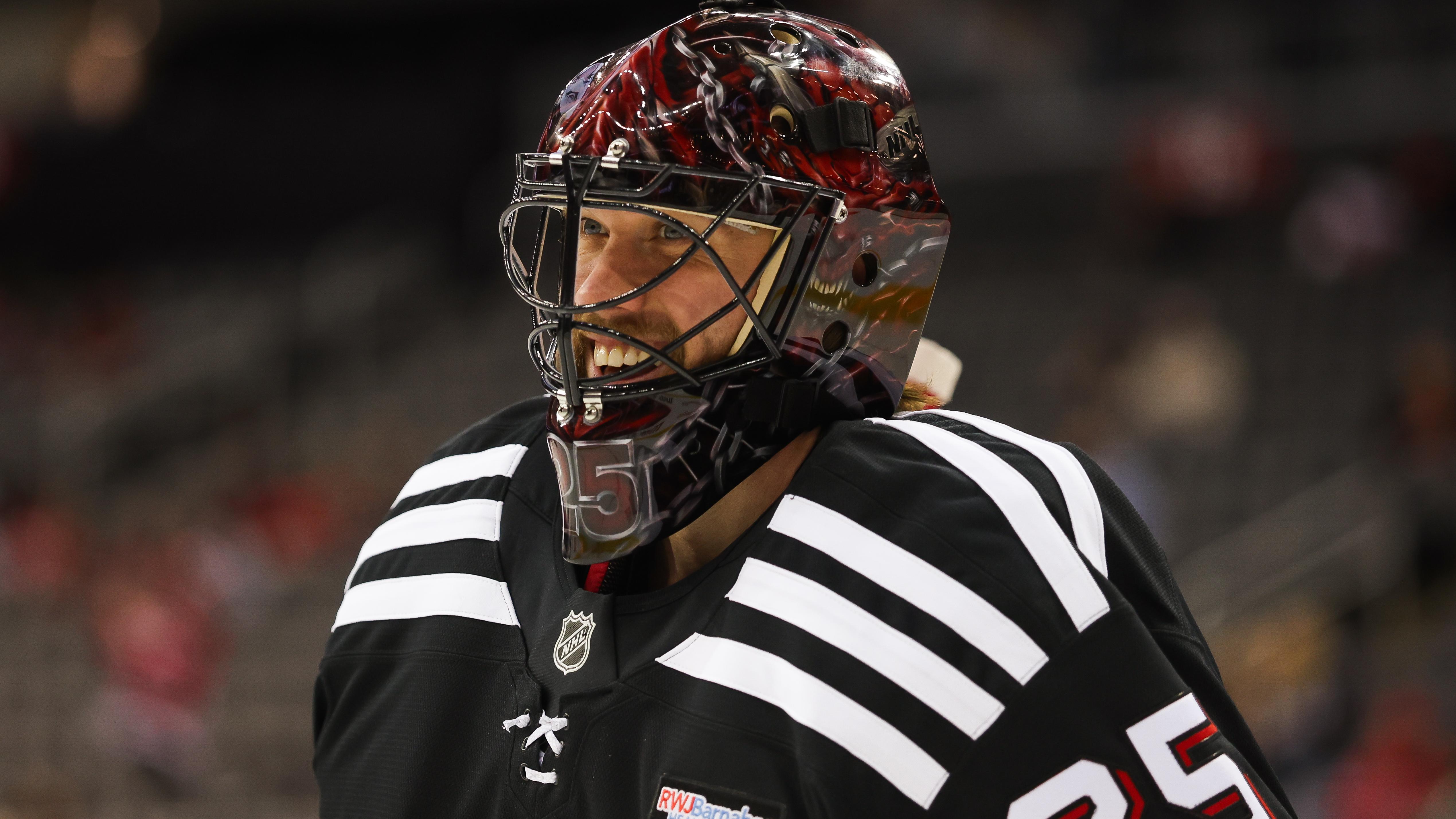 Vezina Trophy Race: Hellebuyck Faces Tough Competition