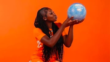 2026 four-star Hebron Christian Academy (GA) Forward Gabby Minus commits to Tennessee Lady Vols Basketball.