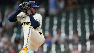 Pittsburgh Pirates v Milwaukee Brewers