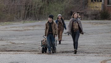 Lauren Cohan as Maggie Rhee, Logan Kim as Hershel, Mahina Anne Marie Napoleon as Ginny - The Walking Dead: Dead City _ Season 2, Episode 1 - Photo Credit: Robert Clark/AMC