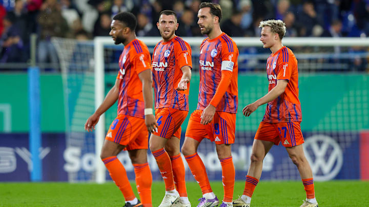 Schalke 04 verlor in dieser Saison zum ersten Mal zwei Spiele in Folge Schalke 04 verlor in dieser Saison zum ersten Mal zwei Spiele in Folge