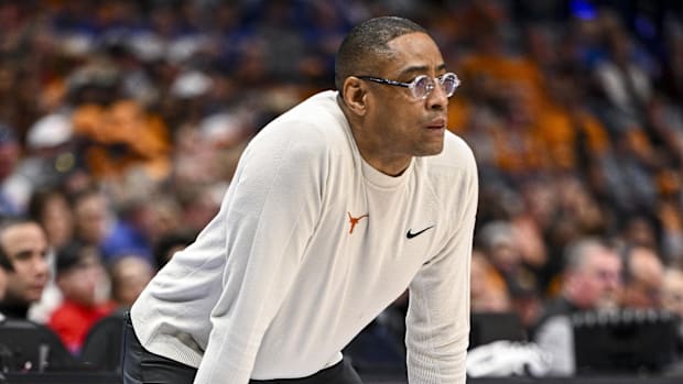 Texas Longhorns head coach Rodney Terry