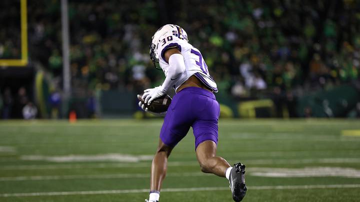 2025 College Football Playoff First Round Game - James Madison v Oregon