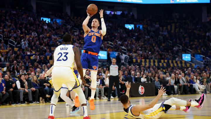 New York Knicks v Golden State Warriors