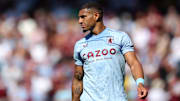 Diego Carlos s'est blessé.