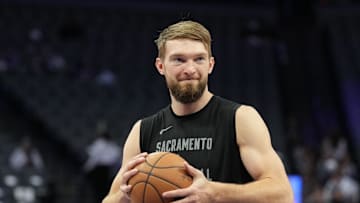 Mar 31, 2024; Sacramento, California, USA; Sacramento Kings forward Domantas Sabonis (10) warms up before the game against the Utah Jazz at Golden 1 Center. Mandatory Credit: Darren Yamashita-Imagn Images