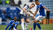 Em duelo atrasado da 17ª rodada, Foxes e Spurs tentam driblar os desfalques para escalar posições na tabela