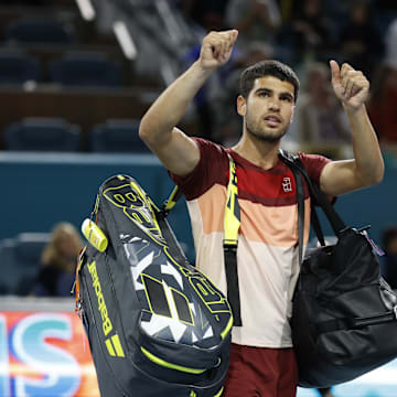 Mar 21, 2025; Miami, FL, USA; Carlos Alcaraz (ESP) acknowledges the fans 