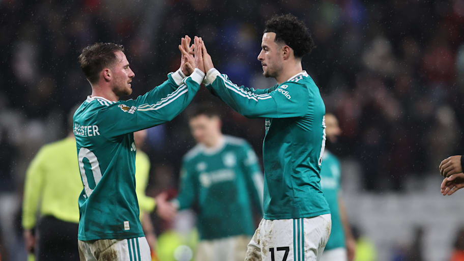 Alexis Mac Allister, Curtis Jones