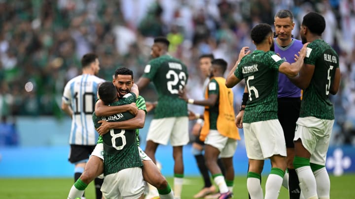 Arab Saudi mendapat kemenangan 2-1 atas Argentina dalam Grup C Piala Dunia 2022 Arab Saudi mendapat kemenangan 2-1 atas Argentina dalam Grup C Piala Dunia 2022