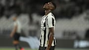 Luiz Henrique tem 50 jogos pelo Botafogo e foi titular em 45