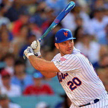 Jul 18, 2022; Los Angeles, CA, USA; New York Mets first baseman Pete Alonso (20) hits in the first round during the 2022 Home Run Derby at Dodgers Stadium.