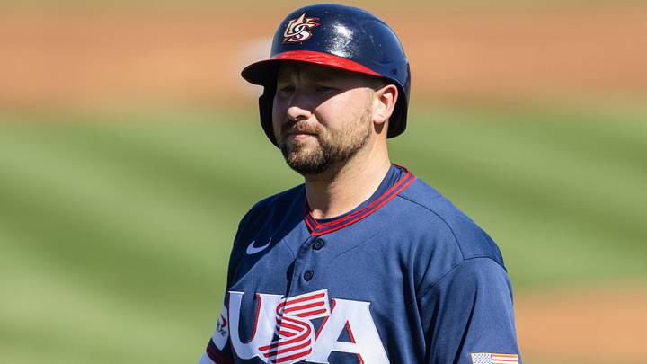  Cal Raleigh against the San Francisco Giants during a spring training game at Scottsdale Stadium.