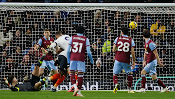 Burnley FC v Luton Town - Premier League