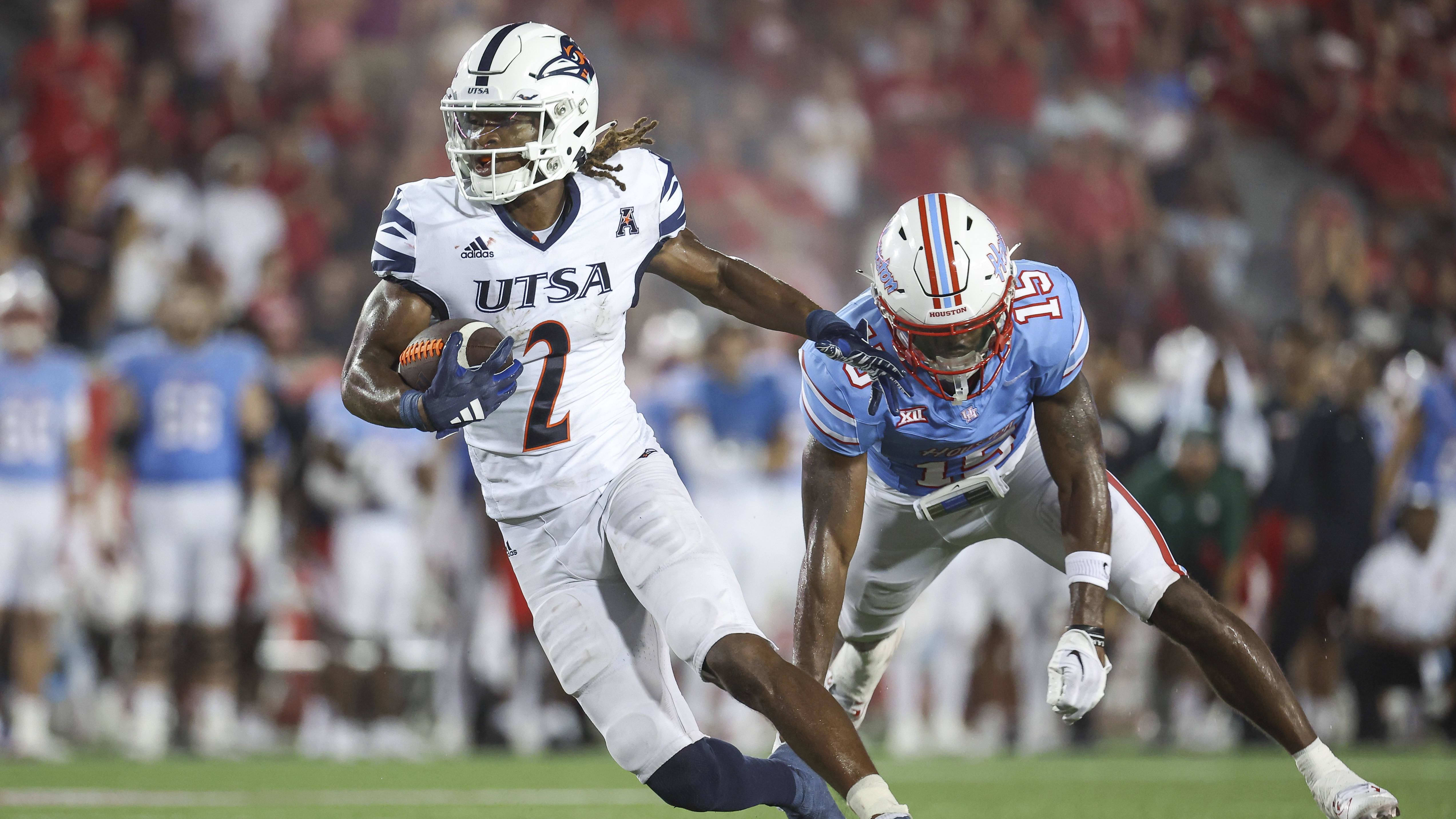 UTSA Roadrunners wide receiver Joshua Cephus (2) makes a reception.