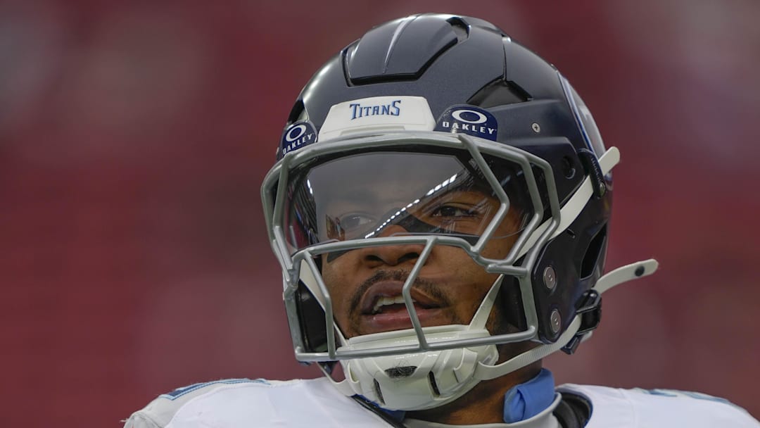 Tennessee Titans running back Tony Pollard warms up prior to the first half against the San Francisco 49ers