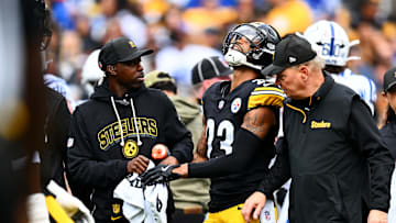 Indianapolis Colts v Pittsburgh Steelers