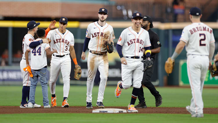 Division Series - Minnesota Twins v Houston Astros - Game One