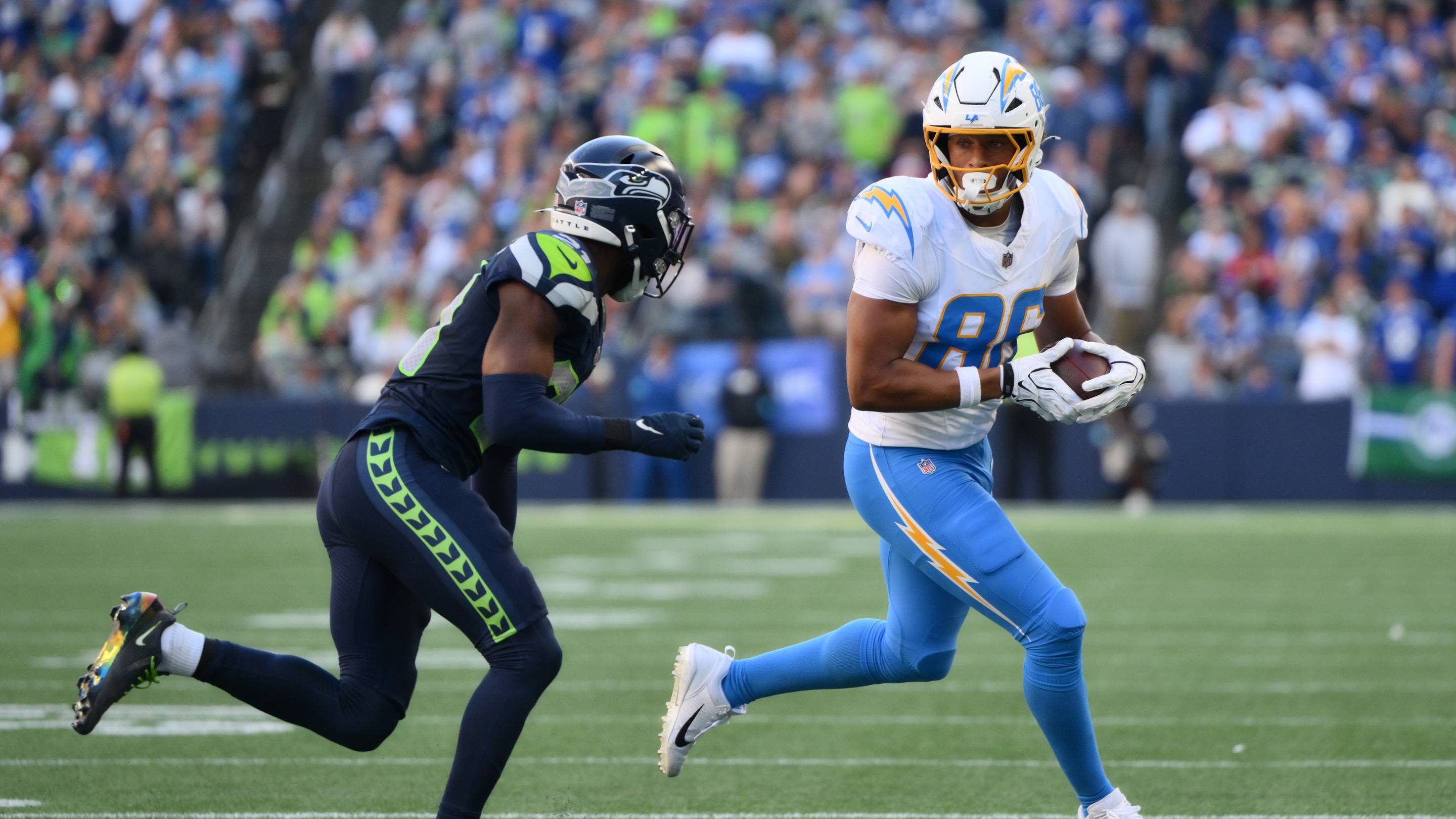 Chargers Stock Report: Three Players Rising and Two Falling After Week 4