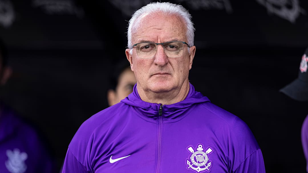 Dorival Júnior precisa de maior foco para corrigir problemas no Timão Dorival Júnior precisa de maior foco para corrigir problemas no Timão