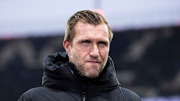 Krösche kritisiert Toppmöller nach Entlassung scharf