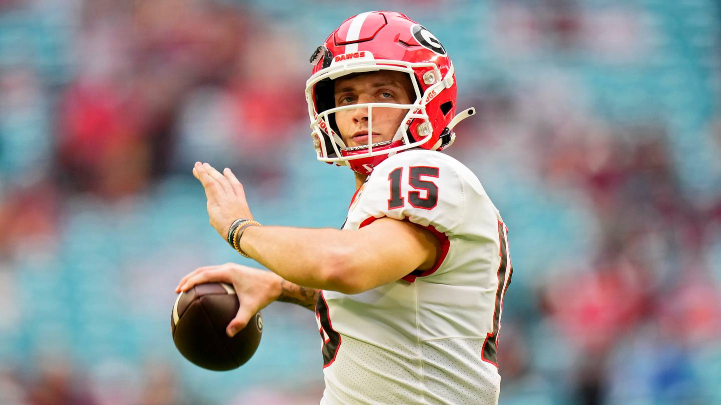 Opposing coaches peg SEC star as the likely No. 1 pick in 2025 NFL Draft - Vimarsana News