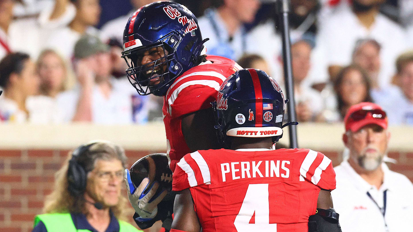 Jake Golday, Kyle Louis, Zxavian Harris Lead Multiple Conferences' Defensive Weekly Honors
