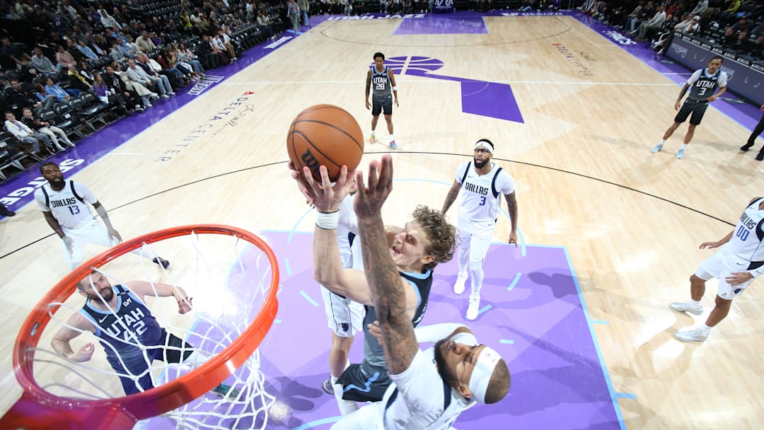 Dallas Mavericks v Utah Jazz