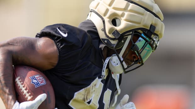 New Orleans Saints running back Alvin Kamara (41) during training camp.