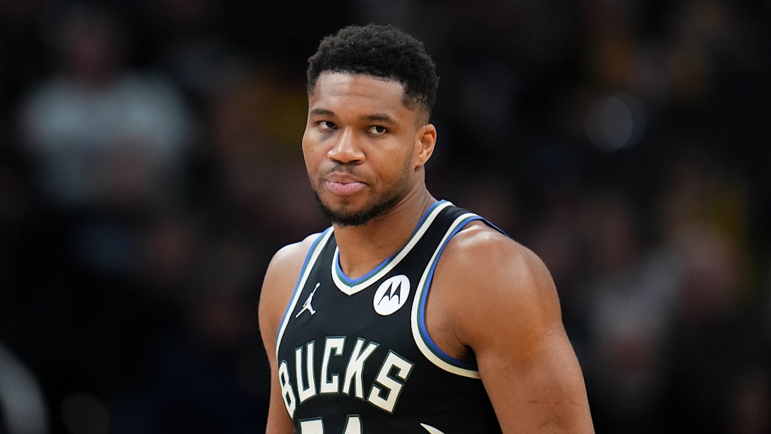 Milwaukee Bucks v Indiana Pacers