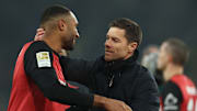 Jonathan Tah et Xabi Alonso 