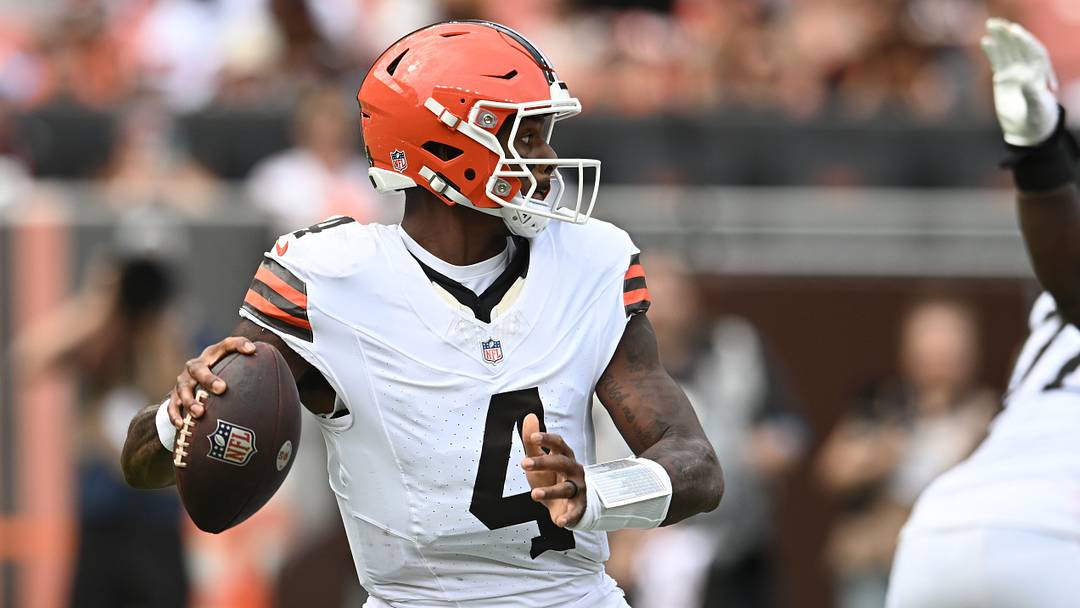 Aug 22, 2026; Cleveland, Ohio, USA; Cleveland Browns quarterback Deshaun Watson (4) looks to pass during the second half against the Buffalo Bills at Huntington Bank Field. Mandatory Credit: Ken Blaze-Imagn Images Aug 22, 2026; Cleveland, Ohio, USA; Cleveland Browns quarterback Deshaun Watson (4) looks to pass during the second half against the Buffalo Bills at Huntington Bank Field. Mandatory Credit: Ken Blaze-Imagn Images