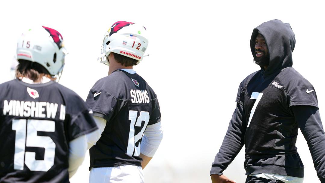 Jun 9, 2026; Tempe, AZ, USA; Arizona Cardinals quarterback Jacoby Brissett (7) warms during minicamp at Arizona Cardinals Training Center. Mandatory Credit: Joe Camporeale-Imagn Images