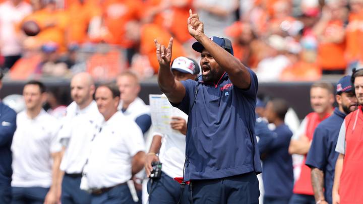 Sep 8, 2024; Cincinnati, Ohio, USA;  New England Patriots head coach Jerod Mayo call a play during the second quarter against the Cincinnati Bengals at Paycor Stadium.