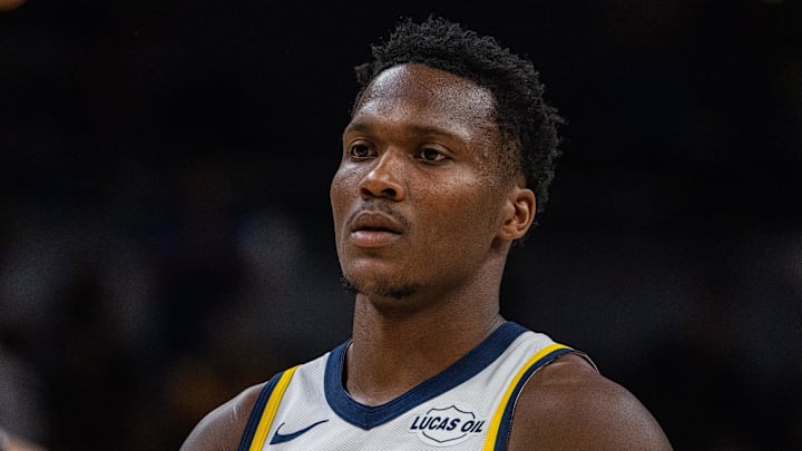 Indiana Pacers guard/forward Bennedict Mathurin (00) in the first half against the San Antonio Spurs at Gainbridge Fieldhouse.