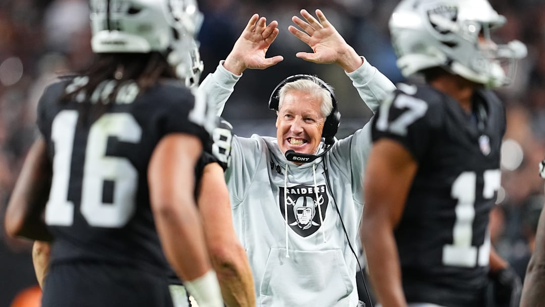 Jacksonville Jaguars v Las Vegas Raiders Jacksonville Jaguars v Las Vegas Raiders