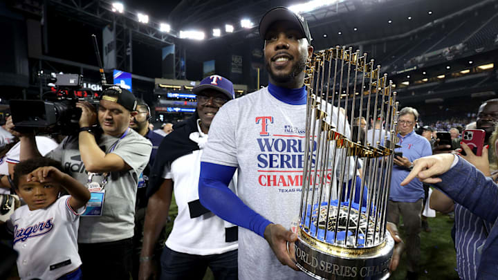 Aroldis Chapman ganó la Serie Mundial con los Rangers 