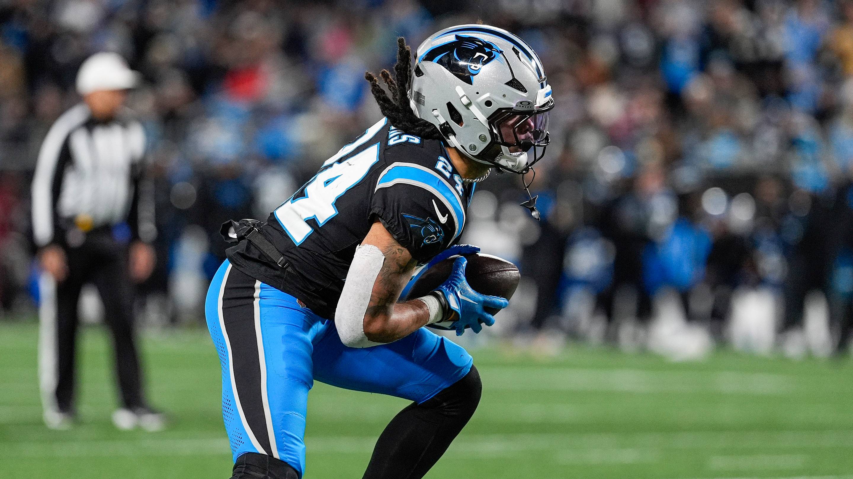 Jonathon Brooks, Patrick Jones and More Updates From Panthers' Final Week 1 Injury Report