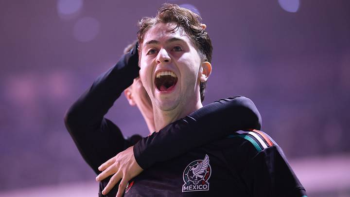 Aguirre celebró celebró la rápida evolución de Brian Gutiérrez, mediocampista de Chivas, dentro del nuevo proyecto del Tri. Aguirre celebró celebró la rápida evolución de Brian Gutiérrez, mediocampista de Chivas, dentro del nuevo proyecto del Tri.