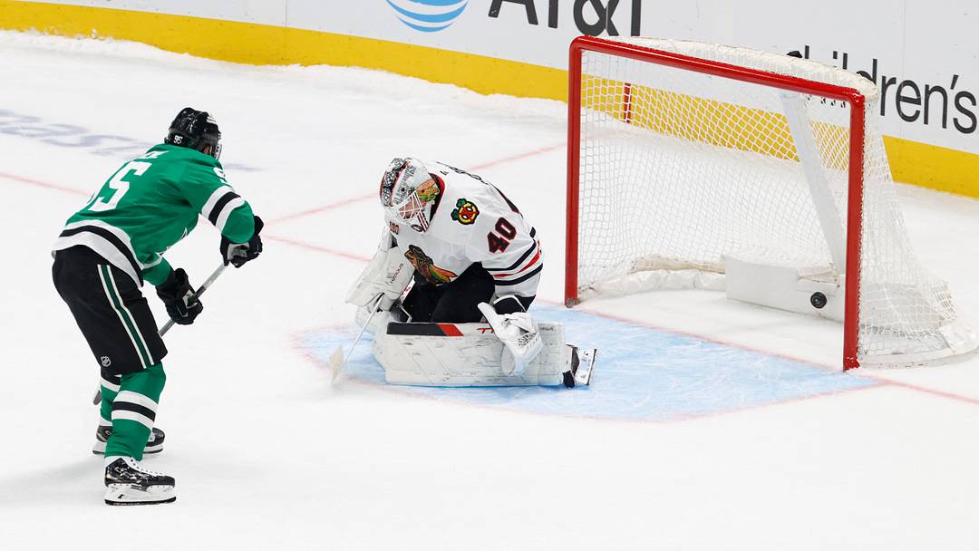 Dec 27, 2025; Dallas, Texas, USA;  Dallas Stars center Matt Duchene (95) scores a goal against Chicago Blackhawks goaltender Arvid Soderblom (40) in a shootout at American Airlines Center. Mandatory Credit: Chris Jones-Imagn Images