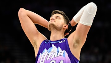 Philadelphia 76ers v Utah Jazz