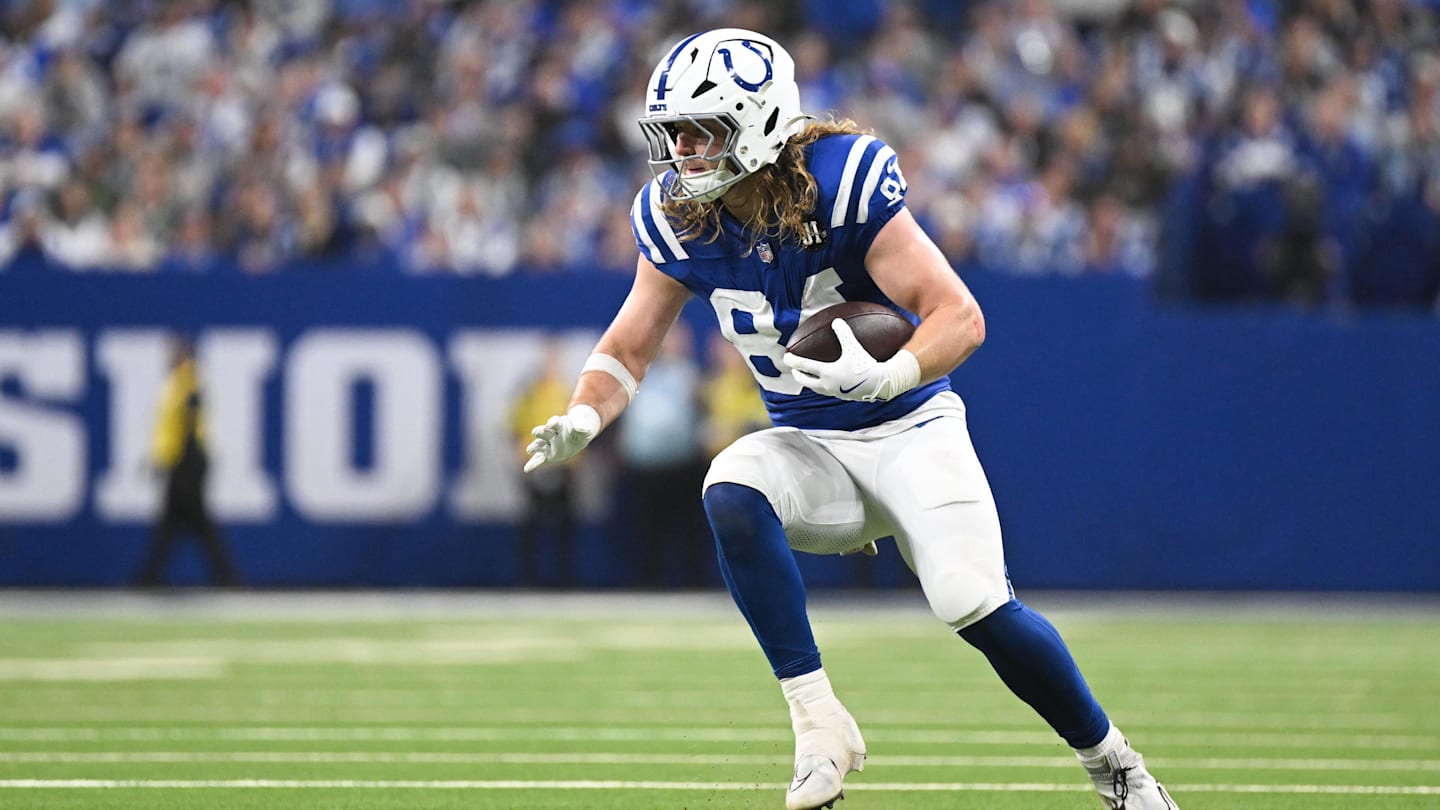 Tyler Warren Feeling Under the Weather Heading into Sunday