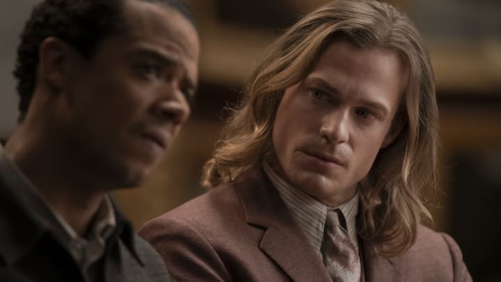 Jacob Anderson as Louis De Point Du Lac and Sam Reid as Lestat De Lioncourt - Interview with the Vampire _ Season 4, Episode 4 - Photo Credit: Larry Horricks/AMC