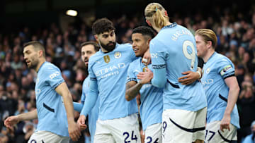 Manchester City enfrenta em casa o Salford City